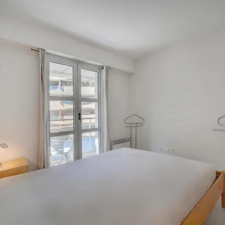 Moderne 3 Pieces Centre Avec Balcon L! A2b67
